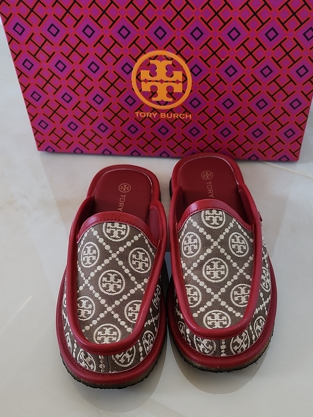 Tory Burch Red and Brown Mules with Distinctive Design - Picture 2 of 9